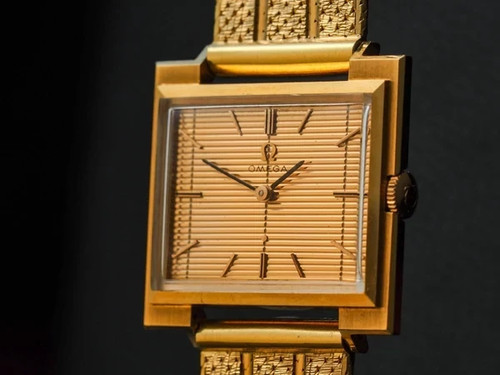 Omega vintage cassa